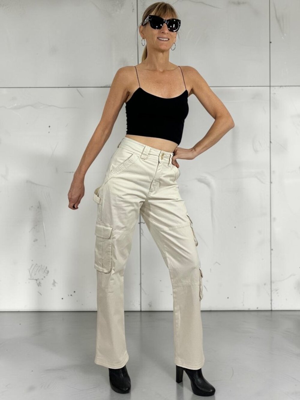 Abercrombie & Fitch Curve Love High Relaxed Cargo Pant 24 00 Cream Carpenter NEW